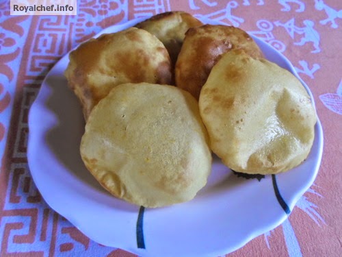 Puris prepared using the pulp of the Red Pumpkin