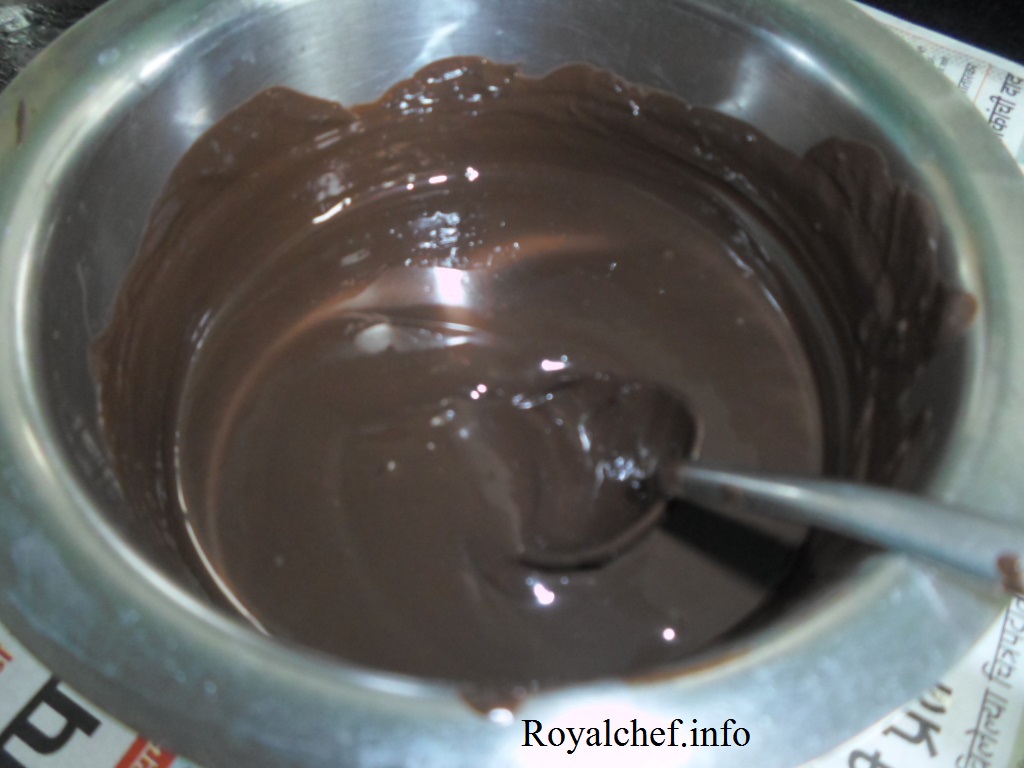 Chocolate Compound Melting for making Chocolates