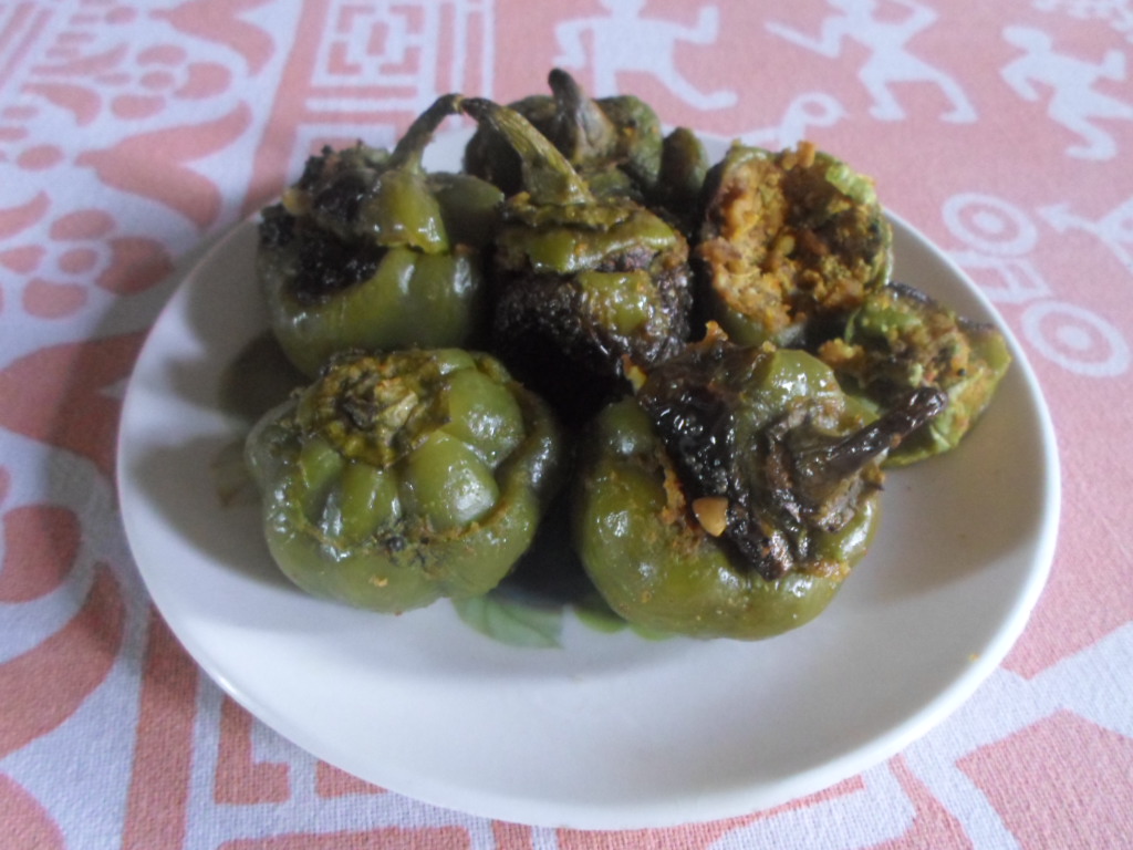 Stuffed Maharashtrian Capsicum