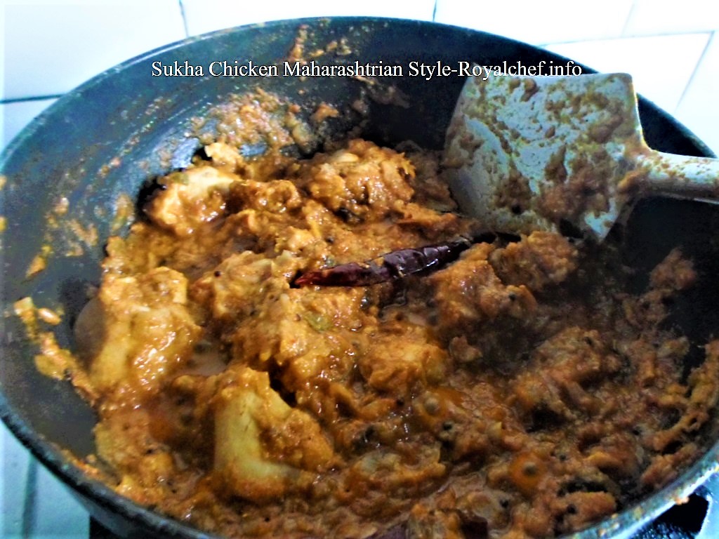 Sukha Chicken Gravy Maharashtrian Style